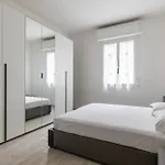 Modern In By Wonderful Italy *