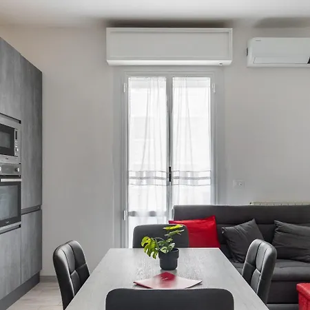 Modern In By Wonderful Italy Apartmán