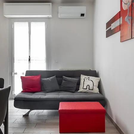 Modern In By Wonderful Italy Boloňa